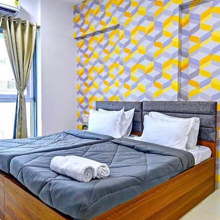 Hsquare Luxury Apartments Goregaon Bombay Esterno foto