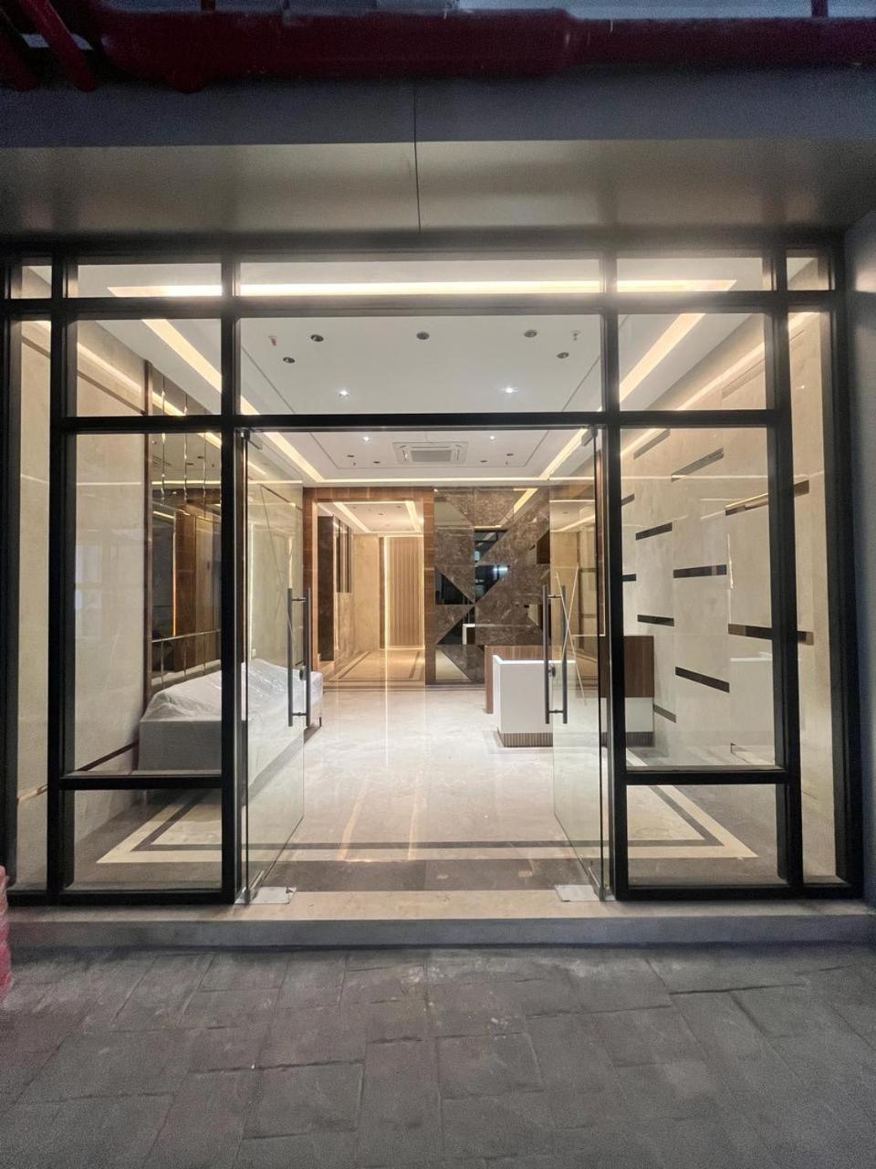 Hsquare Luxury Apartments Goregaon Bombay Esterno foto