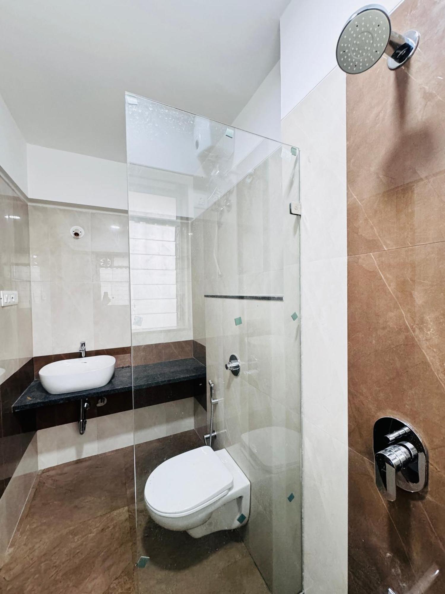 Hsquare Luxury Apartments Goregaon Bombay Esterno foto