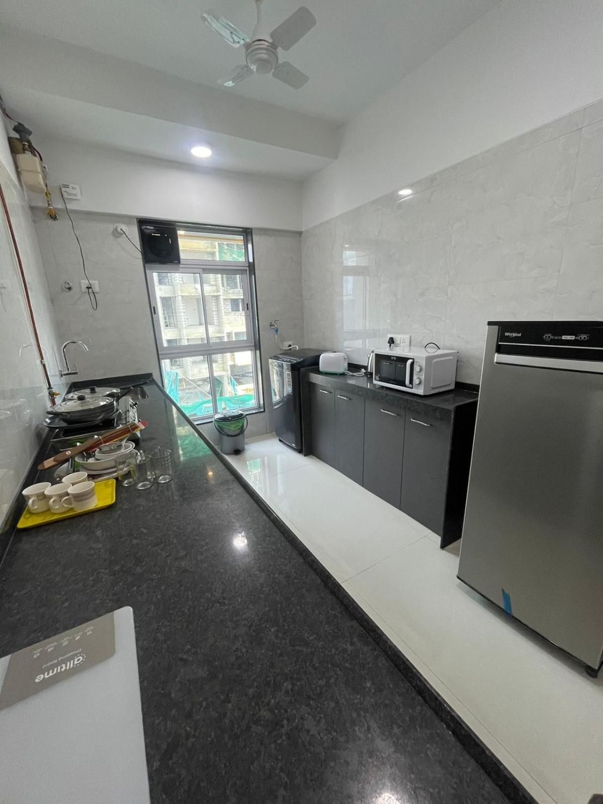 Hsquare Luxury Apartments Goregaon Bombay Esterno foto